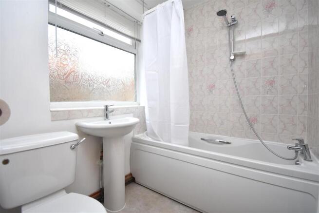 2 bed Terraced for sale Image 7