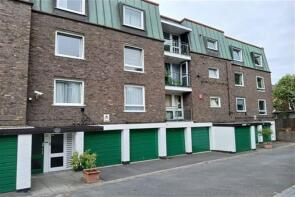 Flat 7, 113 Oaklands, Haling Park Road, South Croydon CR2 6NN