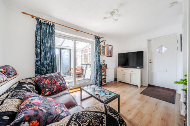 1441053-8-69d9150...