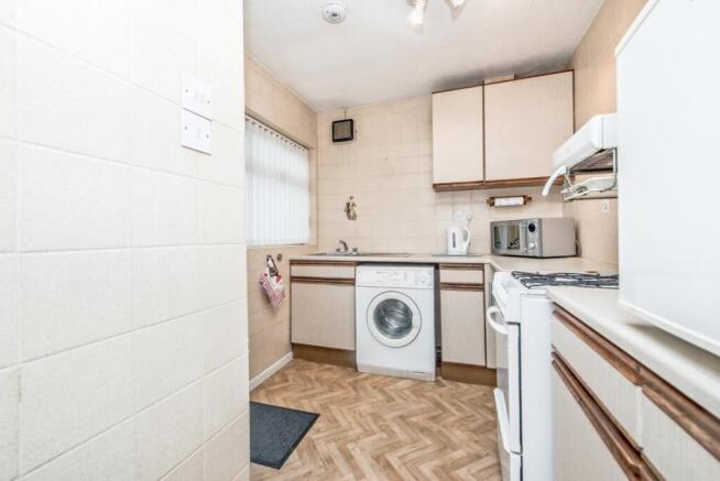 2 bed Bungalow for sale Image 4