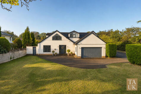 Prescot Road, Aughton, L39