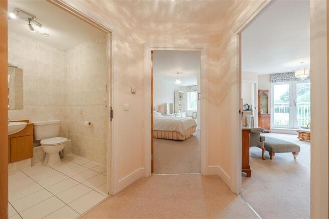 Salmon Court, Stratford Road, Wellesbourne photo 4
