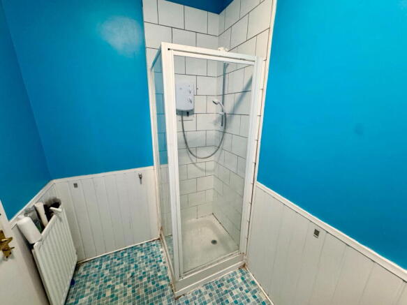 8 bed House Share to rent Image 10