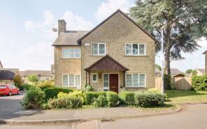 1, Swallow Drive, Trowbridge BA14 9TW