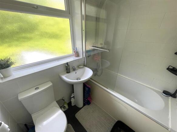 3 bed Semi-Detached for sale Image 11