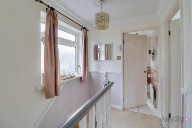 3 bed Semi-Detached for sale Image 10