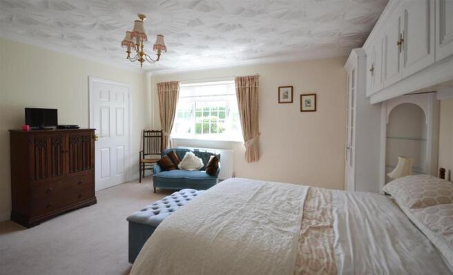 Annex Master bedroom.jpg