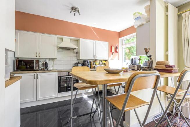 Dining/Kitchen Area