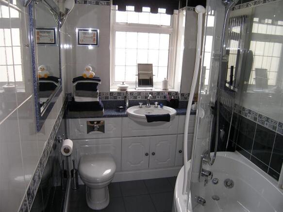 Photo 7