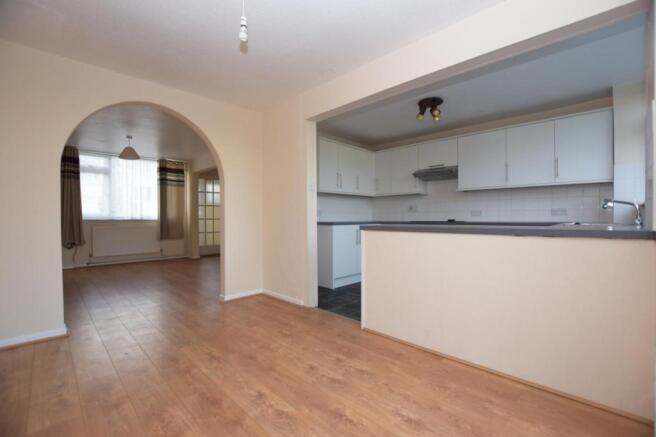 Dining/kitchen area