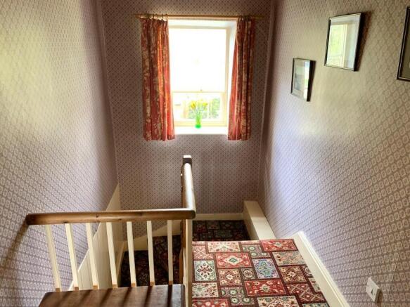 2 bed Cottage for sale Image 11