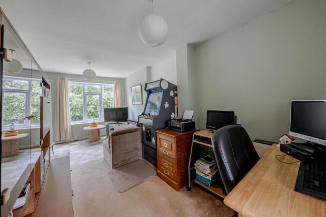 2 bed Terraced for sale Image 6