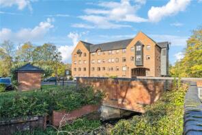Flat 17, The Old Silk Mill, Silk Lane, Reading RG10 9GA