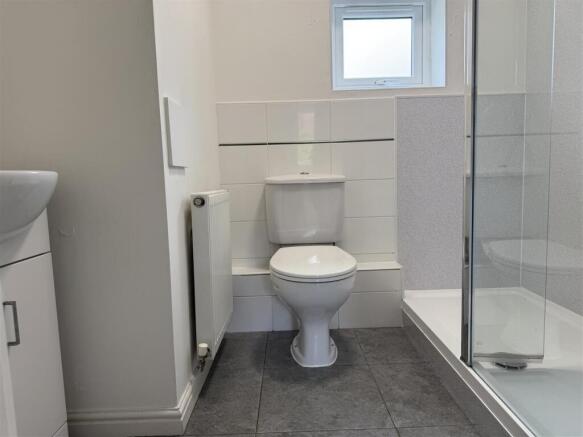 Family Shower Room