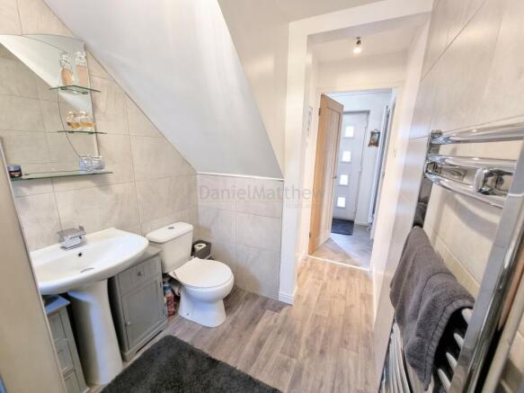 Shower Room / WC