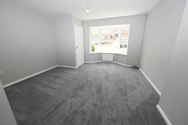 3 bed Semi-Detached for sale Image 7