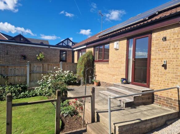 Venus Court, Brinsworth photo 4