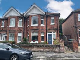 8, Cobden Gardens, Southampton SO18 1LN