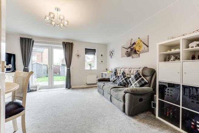 11 Walden Road, Burton Latimer-8.jpg