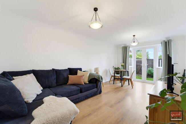 Apartment in Spelthorne, Surrey - View 5