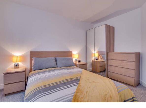 2 bed Apartment to rent Image 5