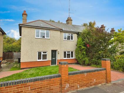 Queen Eleanor Terrace, Northampton, NN4
