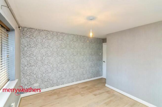 2 bed End of Terrace to rent Image 6