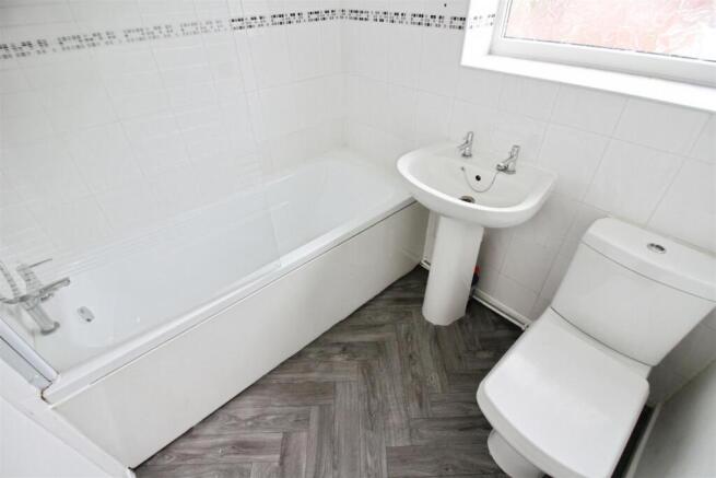 3 bed Semi-Detached for sale Image 10