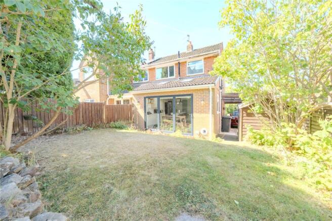 3 bed Semi-Detached for sale Image 9