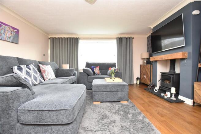3 bed Town House for sale Image 11