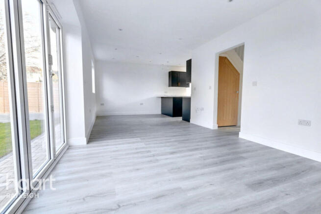 Cheapside East, Rayleigh photo 4