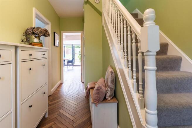 3 bed Detached for sale Image 5