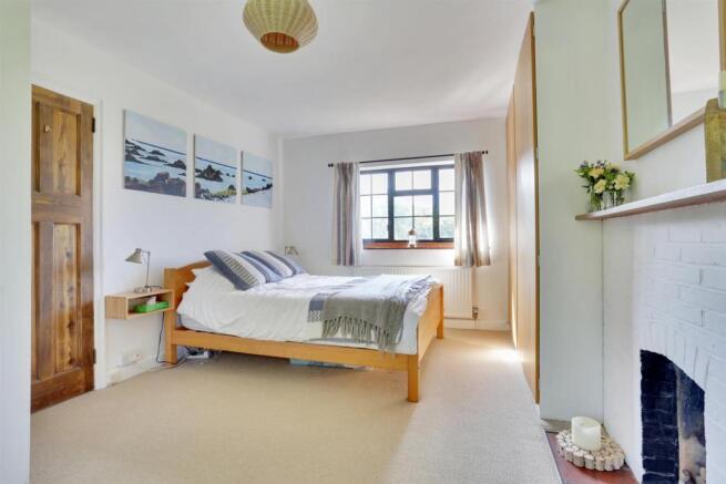Master Bedroom.jpg