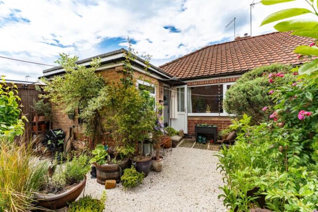 2 bed Semi-Detached Bungalow for sale Image 12