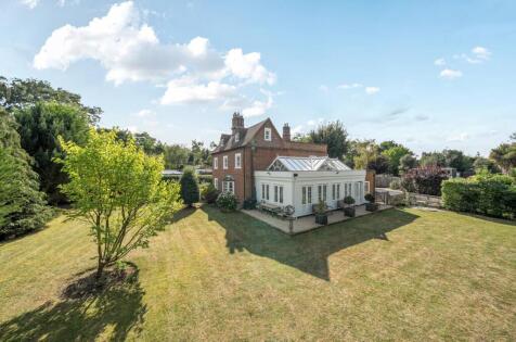 Regency Residence, Semi-Rural Fringes of West Malling