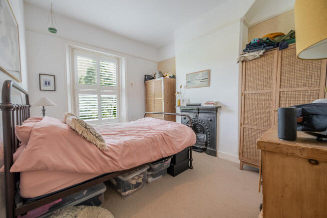 3 bed Terraced for sale Image 10