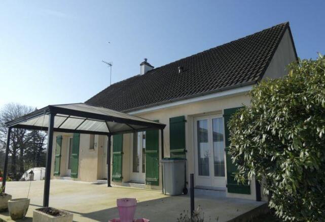 Photo 2