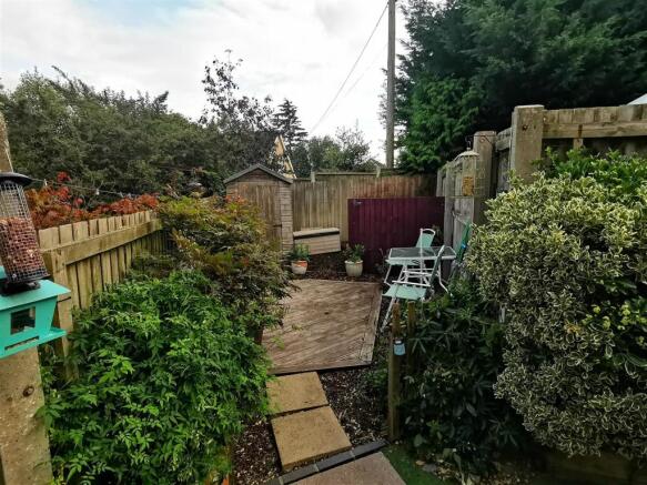 garden1.jpg