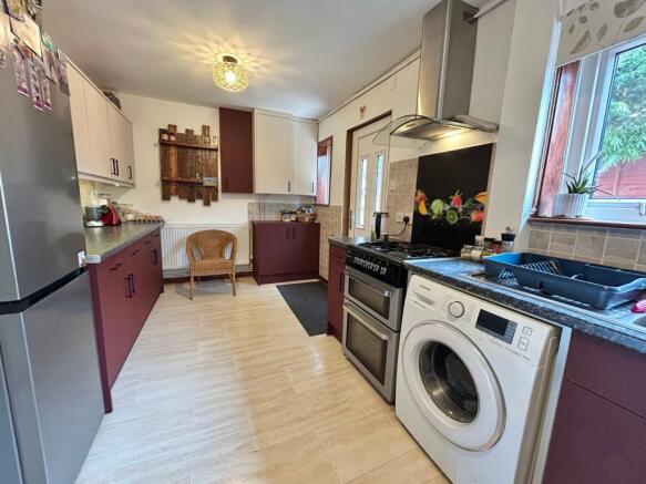 3 bed End of Terrace for sale Image 5