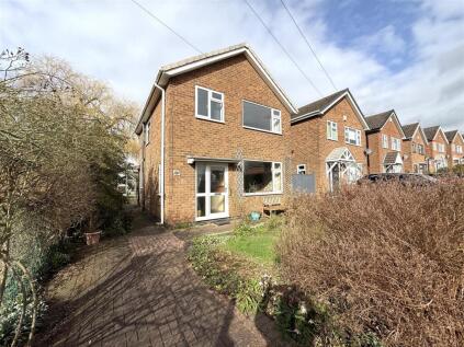 Dovedale Crescent, Belper