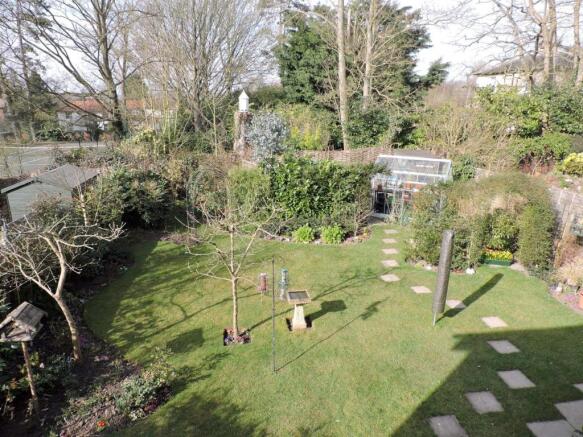 5 St Peters Close, C