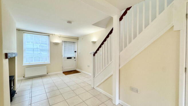 Cromwell Place, Newbury, RG14 1AF photo 4