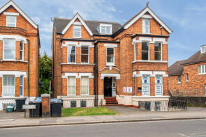 Flat 2, 86a, Worple Road, London SW19 4HZ