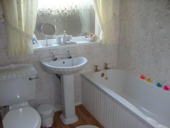 Ground Floor Bath
