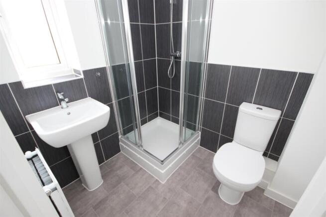 Ensuite.JPG