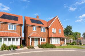 10, Platinum Way, Littlehampton BN16 4RF