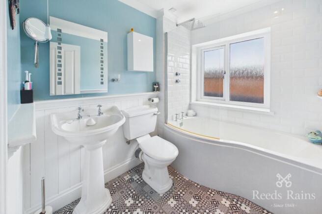 3 bed Detached for sale Image 6