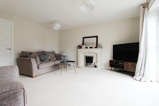3 bed Semi-Detached for sale Image 5