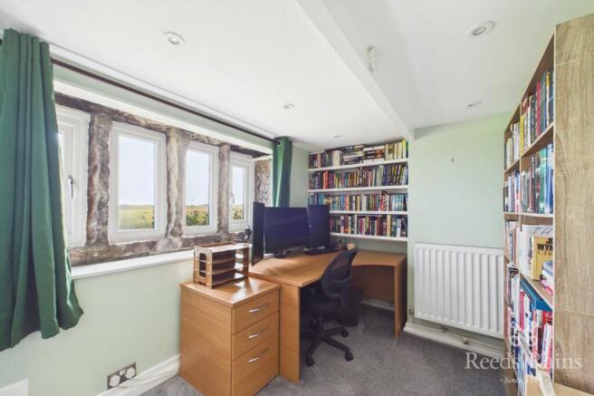 2 bed Terraced for sale Image 7