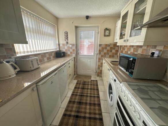 Priorylands, Stretton, Burton-on-Trent, DE13 photo 4